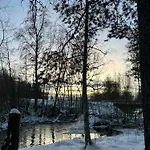 شاليه Riverside Sauna And Hot Tub Northern Lights