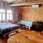 Riverside Sauna And Hot Tub Northern Lights شاليه