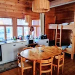 Riverside Sauna And Hot Tub Northern Lights Chalet *