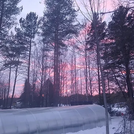 Chez-nous Aeaenekoski, Sauna & Jacuzzi, Northern Lights 샬레 *