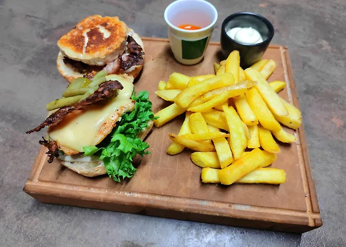 Riverside Cottage Aeaenekoski Sauna And Hot Tub Northern Lights 木屋 Äänekoski